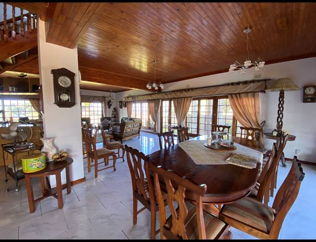 6 BEDROOM HOUSE FOR SALE IN WINKLESPRUIT